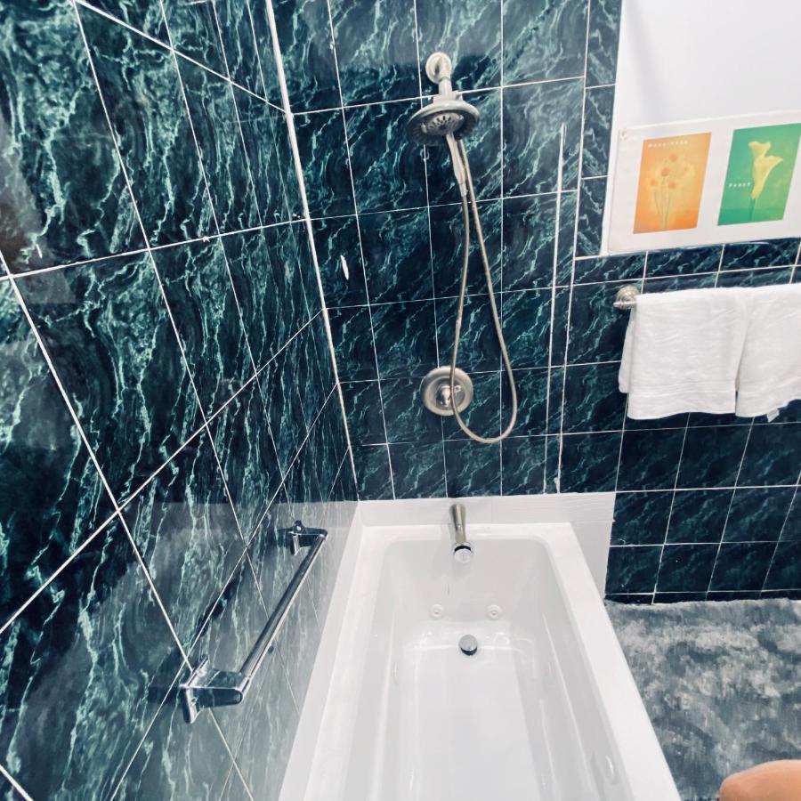 Room With Jacuzzi, Massage Seat, And Parking Space, The Best Choices!! North Bergen Eksteriør bilde
